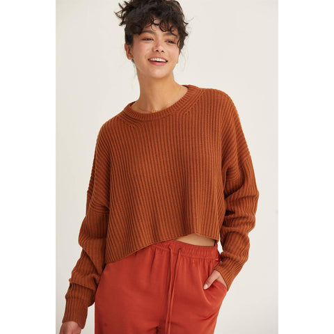 CREW NECK CROPPED KNIT SWEATER