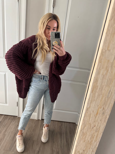 CHUNKY CABLE CARDIGAN